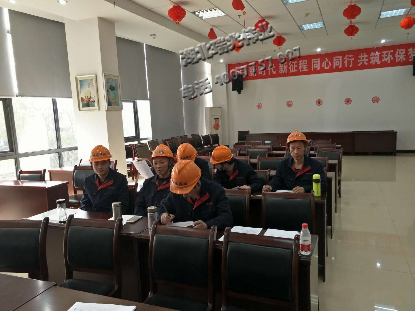 瑞泰風(fēng)工業(yè)大風(fēng)扇、鋼結(jié)構(gòu)廠房通風(fēng)降溫方案、廠房車間通風(fēng)降溫方案、大型工業(yè)風(fēng)扇、物流倉儲大風(fēng)扇、大吊扇、工業(yè)風(fēng)扇、廠房車間降溫設(shè)備、廠房車間通風(fēng)設(shè)備、車間溫控設(shè)備、工業(yè)大吊扇、工業(yè)大風(fēng)扇、工業(yè)節(jié)能風(fēng)扇、湖北瑞兆偉業(yè)通風(fēng)降溫科技有限公司