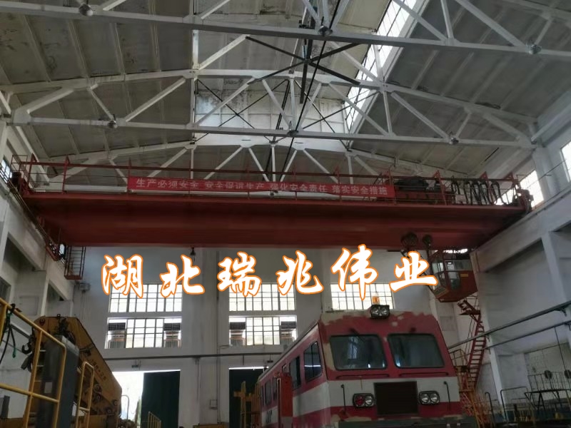 大風(fēng)扇、工業(yè)大風(fēng)扇、湖北工業(yè)大風(fēng)扇、瑞泰風(fēng)工業(yè)大風(fēng)扇、湖北瑞泰風(fēng)工業(yè)大風(fēng)扇、工業(yè)吊扇、工業(yè)大吊扇、通風(fēng)、降溫、廠房降溫、廠房通風(fēng)、湖北廠房降溫、湖北廠房通風(fēng)降溫、車間通風(fēng)、車間降溫、通風(fēng)降溫、車間通風(fēng)降溫、湖北車間降溫、湖北車間通風(fēng)降溫、工廠車間降溫