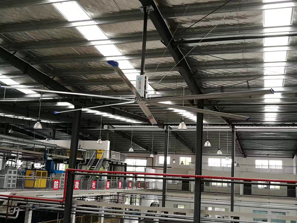大型工業(yè)吊扇，一款幫您賺錢的高大空間降溫通風利器！瑞兆為您提供高大空間降溫完美解決方案。