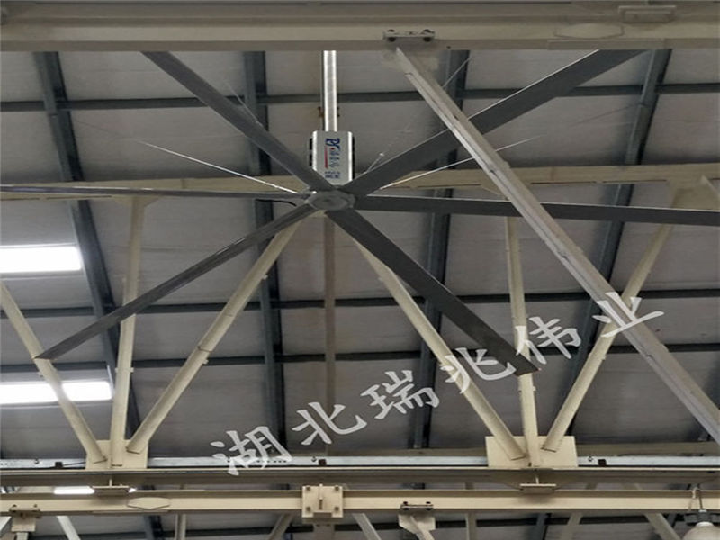 挑選除濕工業(yè)風(fēng)扇時(shí)需要注意的要素有哪些？