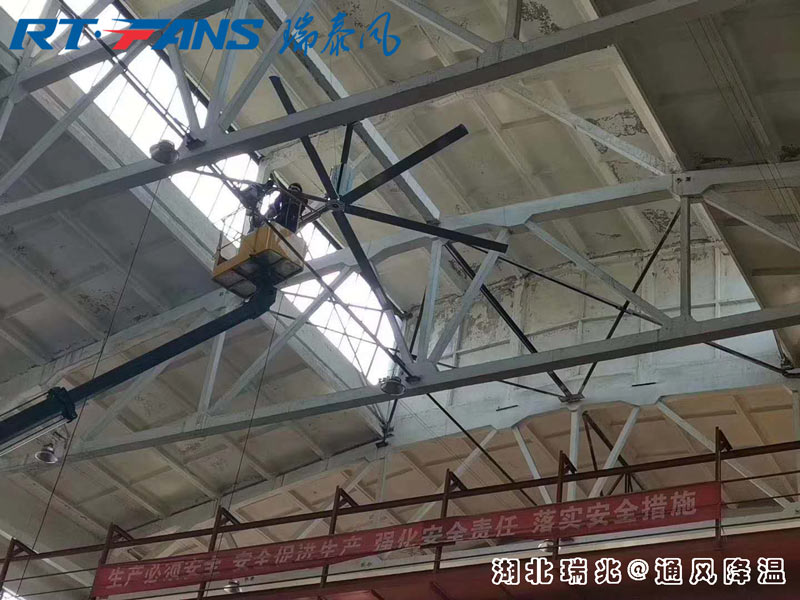 倉(cāng)儲(chǔ)物流場(chǎng)所常用的降溫設(shè)備，大型工業(yè)大風(fēng)扇